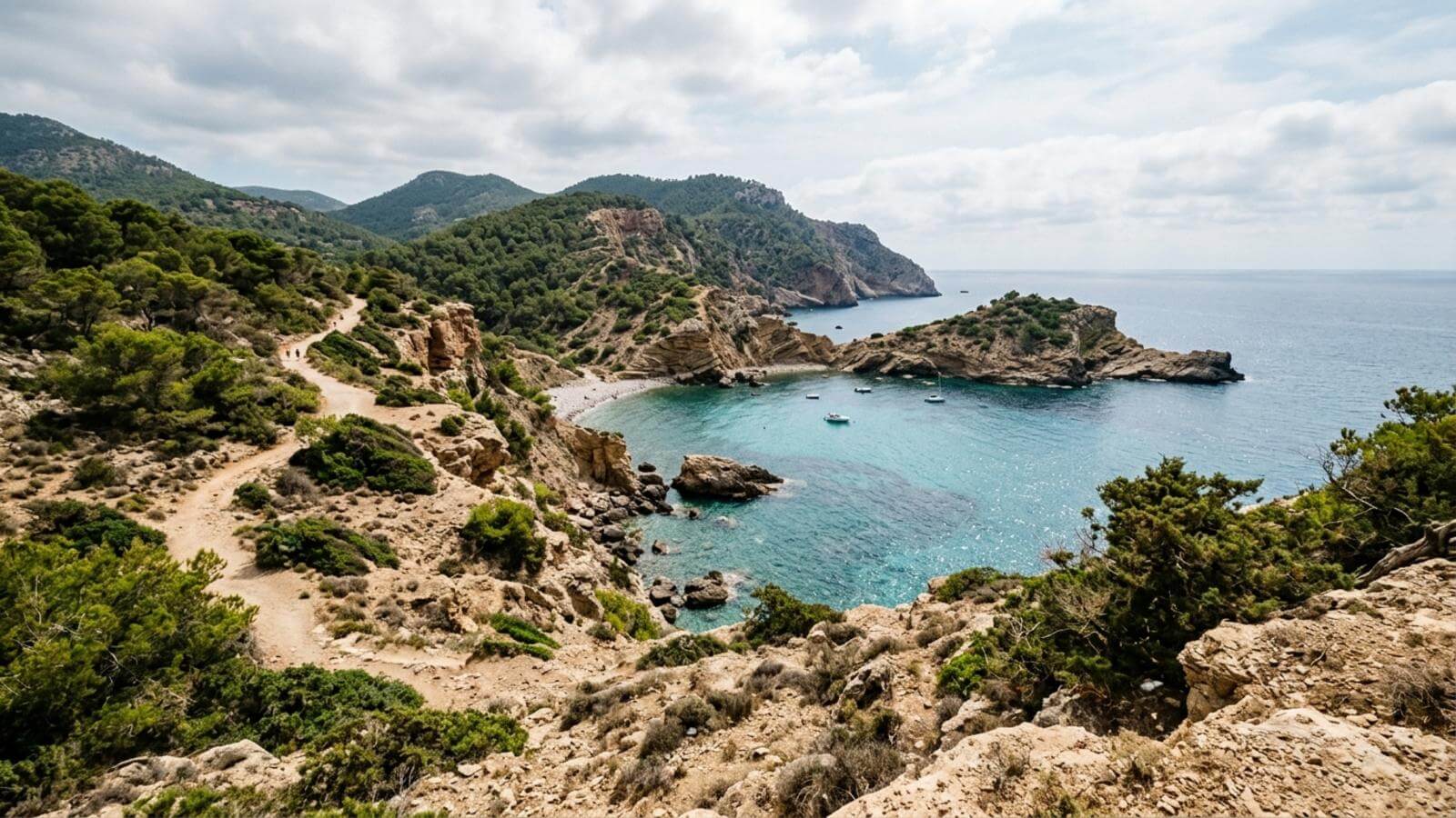 Mejor época para viajar a Cala Xarraca