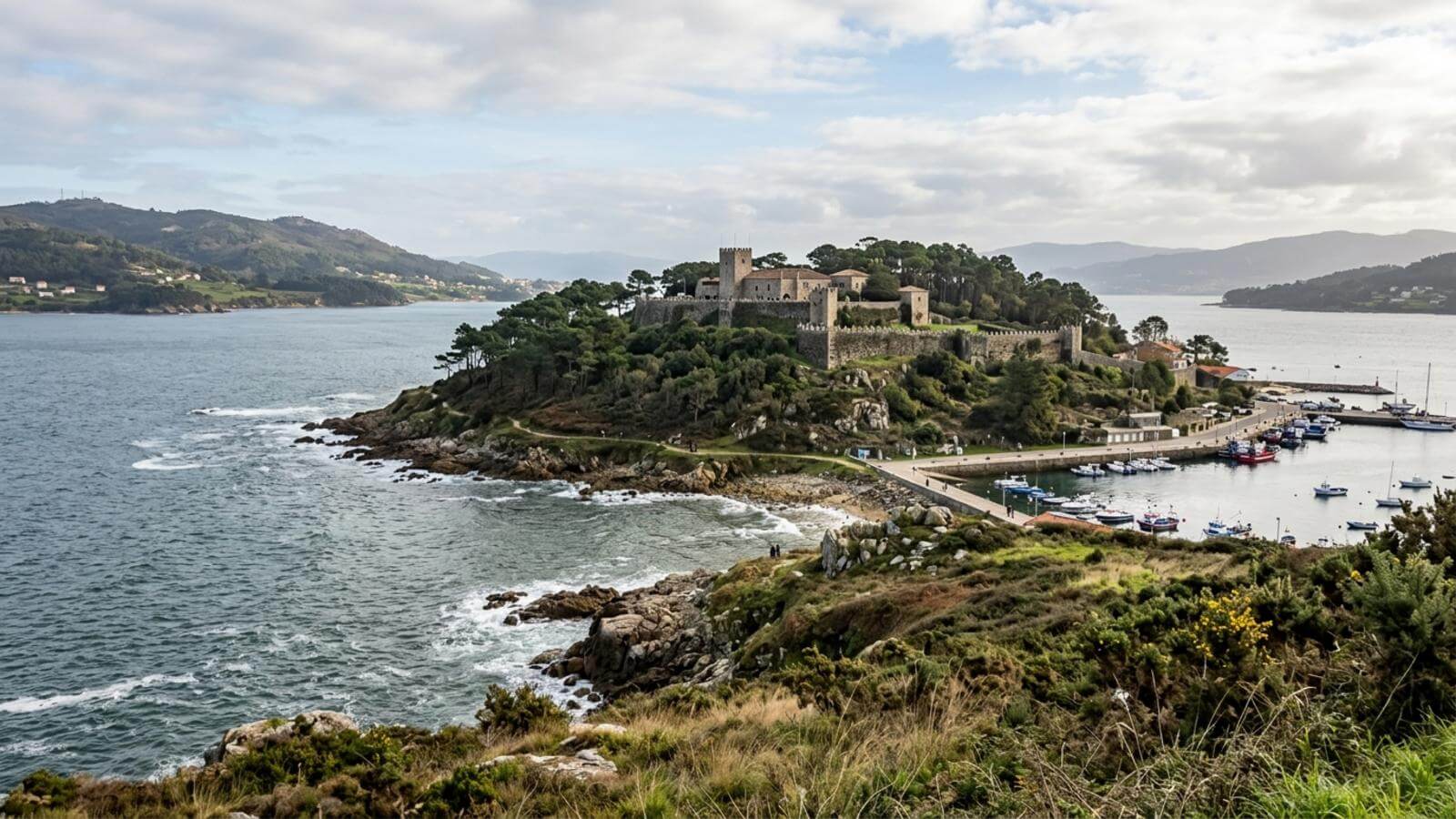 Mejor época para viajar al Castillo de Monterreal