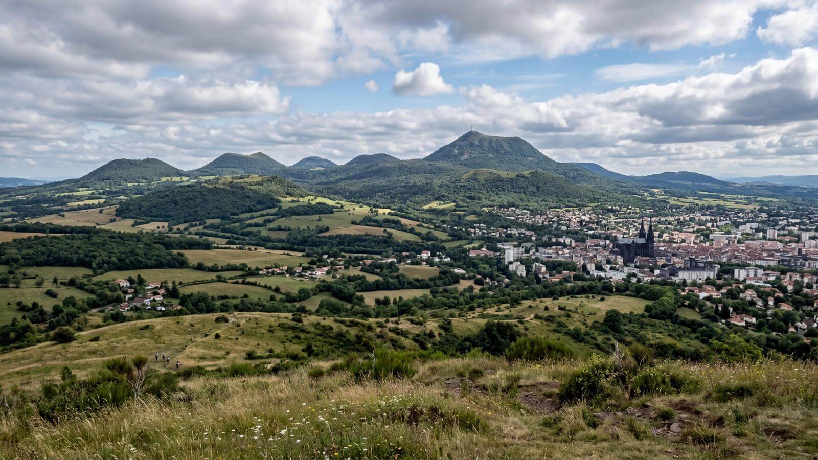 Mejor época para viajar a Clermont-Ferrand
