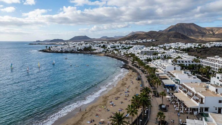 Lanzarote: hotel 4* Barceló con desayuno por 91€