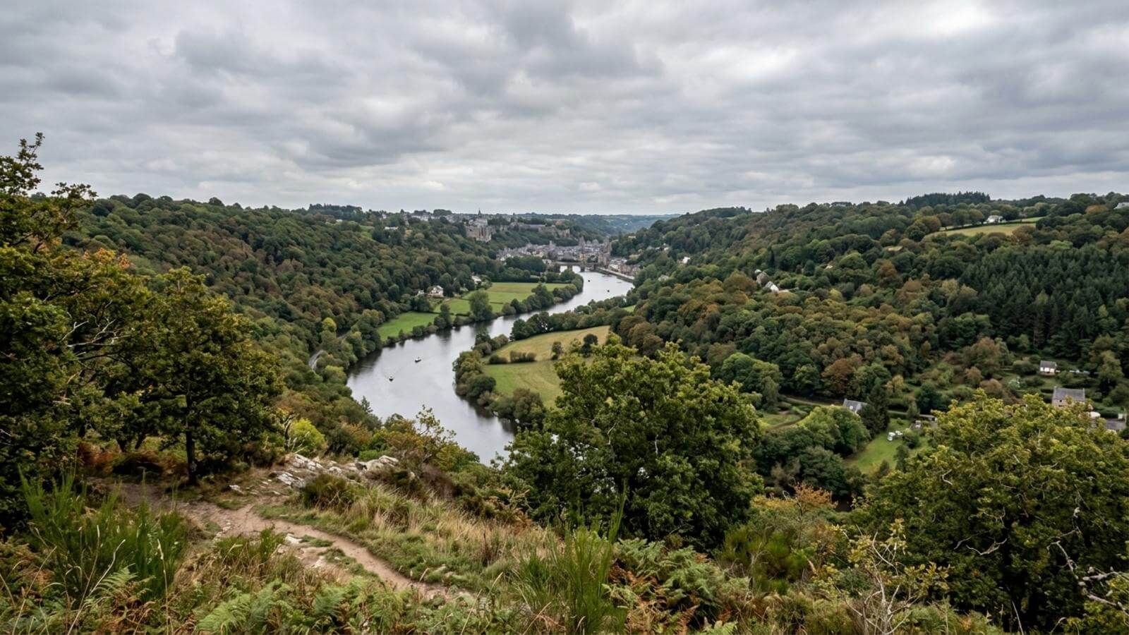 Mejor época para viajar a Dinan