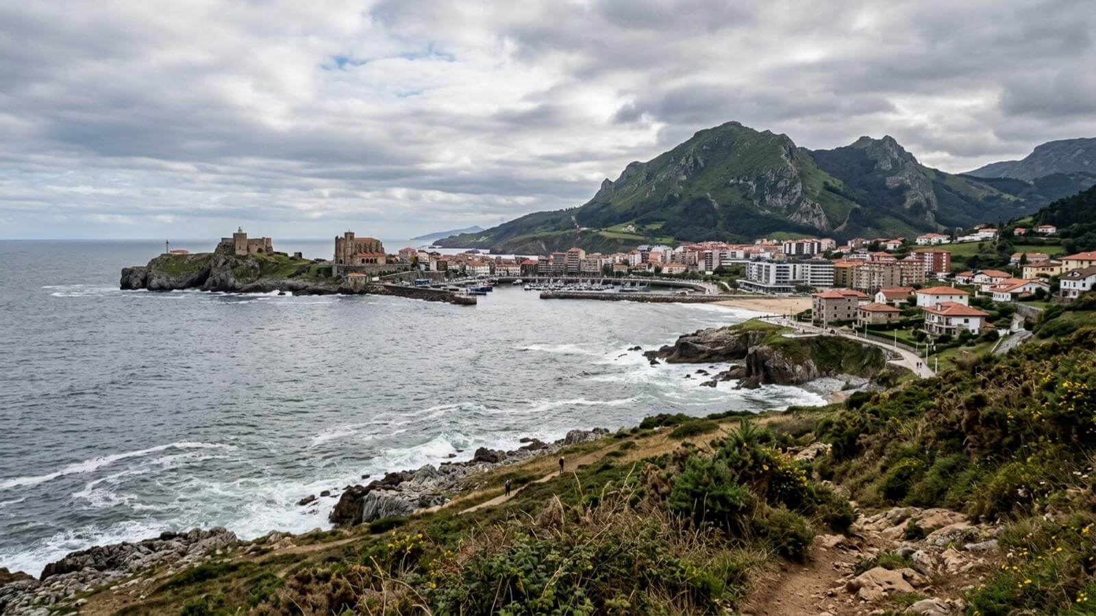 Mejor época para viajar a Castro Urdiales entorno