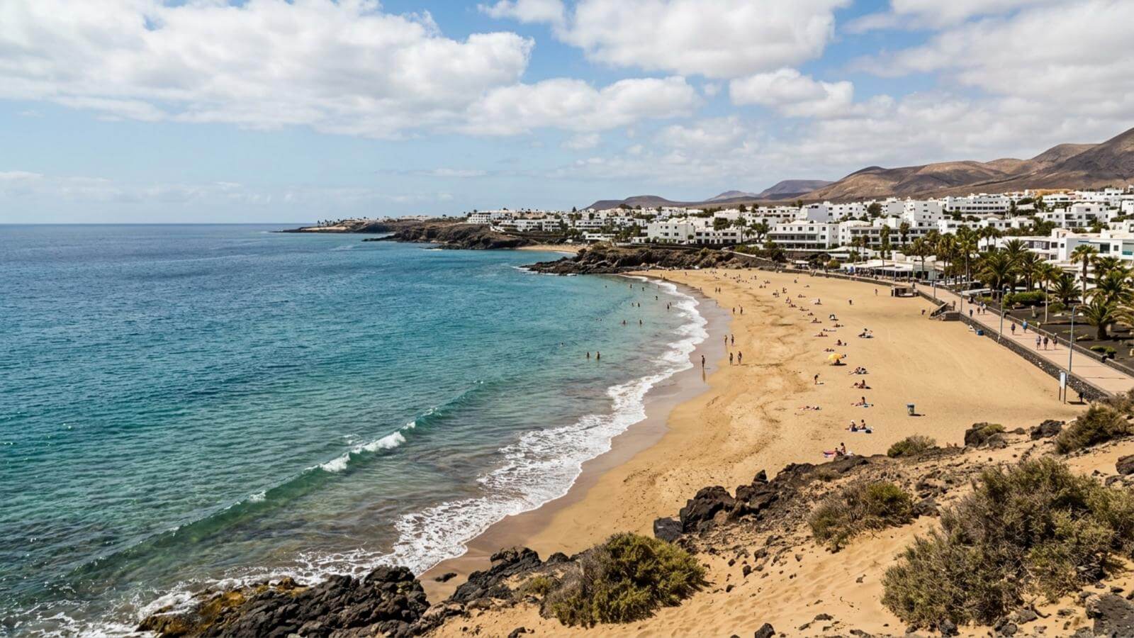 Mejor época para viajar a la Playa Grande (Puerto del Carmen)