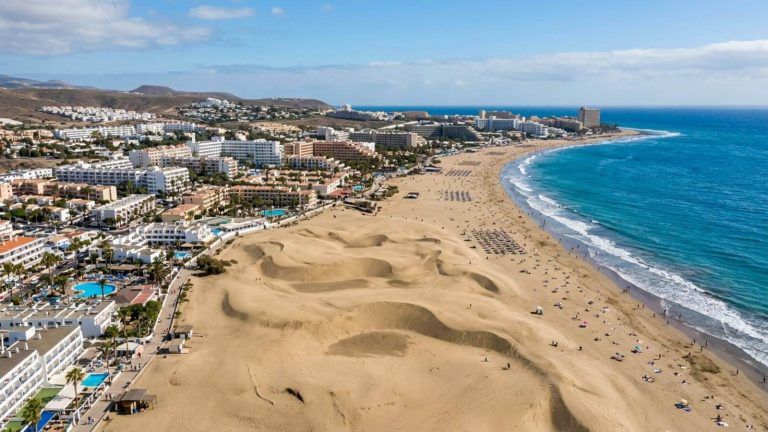 Playa del Inglés: hotel 4* en régimen de media pensión por 86€