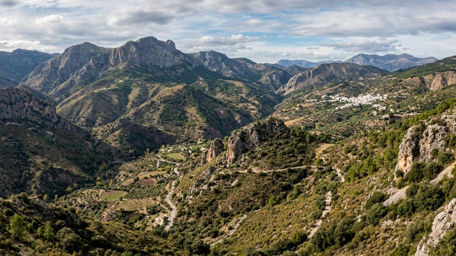 Mejor época para viajar a la Sierra Tejeda