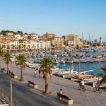 Vacaciones en Cambrils: 7 noches en un hotel a pie de playa con pensión completa por 349€