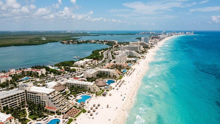 Agosto en Cancún: hotel 4* a pie de playa con todo incluido por 51€