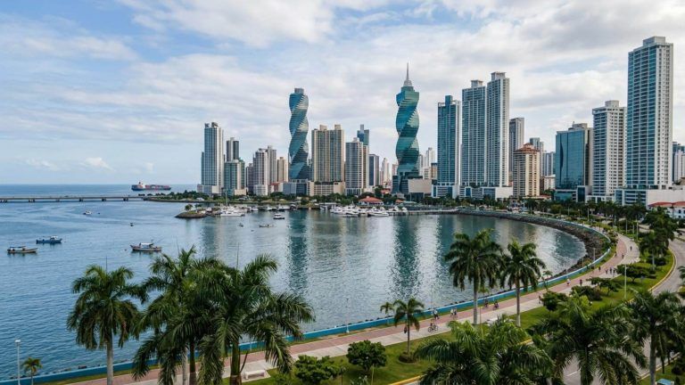 Vuelos directos a Ciudad de Panamá por 568€ ida y vuelta