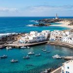 Vuelos de ida y vuelta a Fuerteventura + 6 noches en aparthotel por 165€