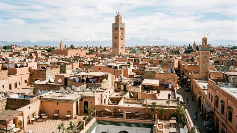 Puente de mayo en Marrakech: lujoso riad 5* decorado de forma tradicional marroquí por 49€