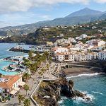 Tenerife: vuelos + 5 noches en aparthotel con vistas al Teide por 129€