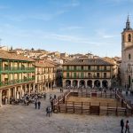 Parador en un edificio con toques mudéjares propios de la arquitectura del siglo XVI desde 47€ p.p./noche