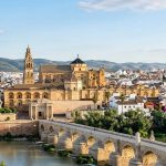 Parador que tiene en su jardín las palmeras más antiguas de Europa desde 33€ p.p./noche