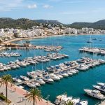 Finde en Ibiza: espectacular aparthotel en la playa a partir de 64€ p.p./noche