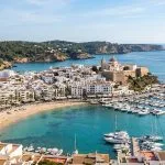 Escapada de lujo a Ibiza: hotel 5* a un paso de la playa desde 74€ p.p./noche
