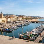 Vacaciones en la Costa Dorada: 7 noches en un hotel a pie de playa con pensión completa desde 345€