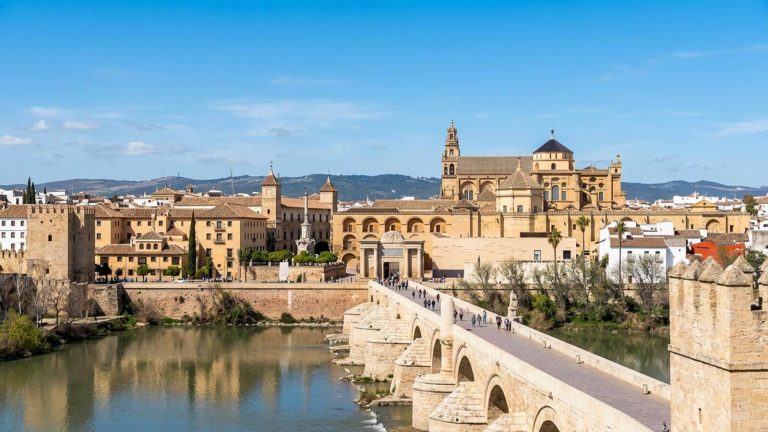 Fin de semana en un acogedor hotel en pleno centro de Córdoba a partir de 19€ p.p./noche