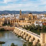 Parador construido sobre las ruinas del palacete de verano de Abderramán I por 33€