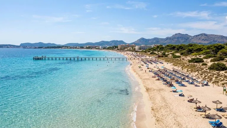 Exclusivo hotel 4* solo adultos en la famosa Playa de Muro desde 72€ p.p./noche