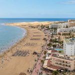 Escapada solo para adultos en Playa del Inglés: hotelazo con música en vivo desde 41€ p.p./noche