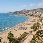 Vacaciones en Fuengirola: 4 noches en hotel 4* frente al puerto deportivo con pensión completa desde 697€ p.p.