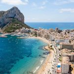 Vacaciones en Calpe: 7 noches en un hotel con vistas y pensión completa desde 591€ p.p.