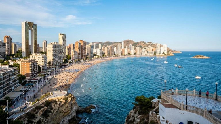 Acogedor hotel en Benidorm con todas las comidas incluidas desde 133€ p.p./noche