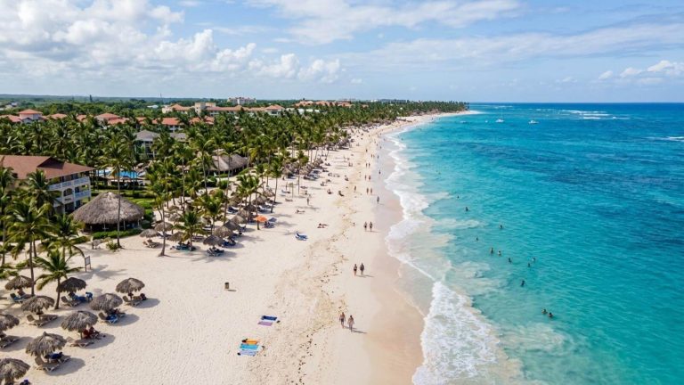 Punta Cana: 7 noches en un resort 4* con todo incluido + vuelos directos desde 858€ p.p.