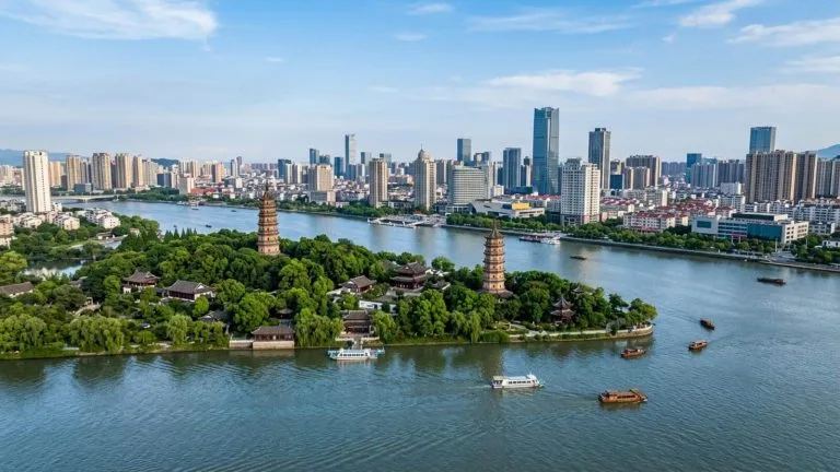 Vuelos directos a Wezhou (China) desde 549€ ida y vuelta