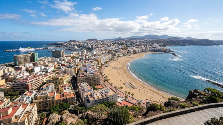Hotelazo 5* solo para adultos con vistas al mar esde 71€ p.p./noche