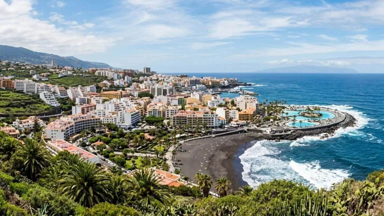 Hotel 4* solo para adultos en Tenerife, con vistas al mar y al Teide desde 34€ p.p./noche