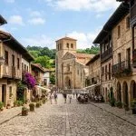 Parador que ocupa una magnífica casona de piedra del siglo XVII desde 51€ p.p./noche