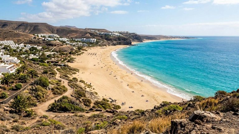 Resort & Spa 4* solo para adultos en la isla de la eterna primavera desde 68€ p.p./noche