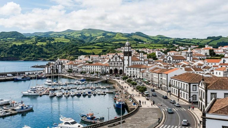 Verano en las islas Azores: vuelos directos desde 371€ ida y vuelta