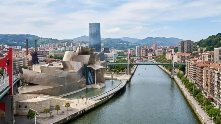 Escapada de lujo a Bilbao: hotel Meliá 5* desde 98€ p.p./noche