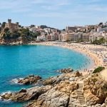 Vacaciones en la Costa Brava: 7 noches en un acogedor hotel con pensión completa desde 332€ p.p.
