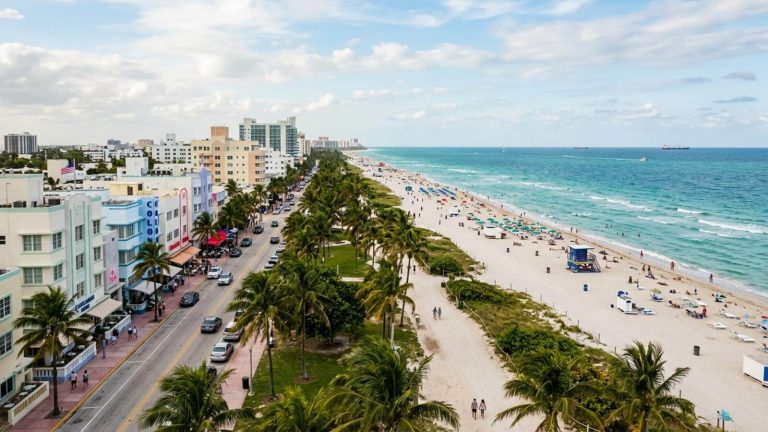 Miami Beach: vuelos directos de ida y vuelta + 6 noches en un hotel 4* desde 1155€ p.p.