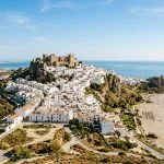 Hotel en Salobreña con vistas impresionantes y todas las comidas incluidas desde 52€ p.p./noche