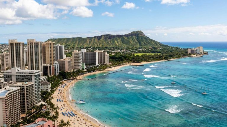 Vuelos de ida y vuelta a Hawaii desde solo 761€