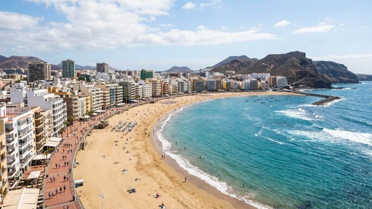 Última hora: hotel en Las Palmas de Gran Canaria con vistas a la playa de Las Canteras desde 28€ p.p./noche