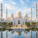 Fabuloso hotel 5* con piscina en el centro de Abu Dhabi desde 33€ p.p./noche