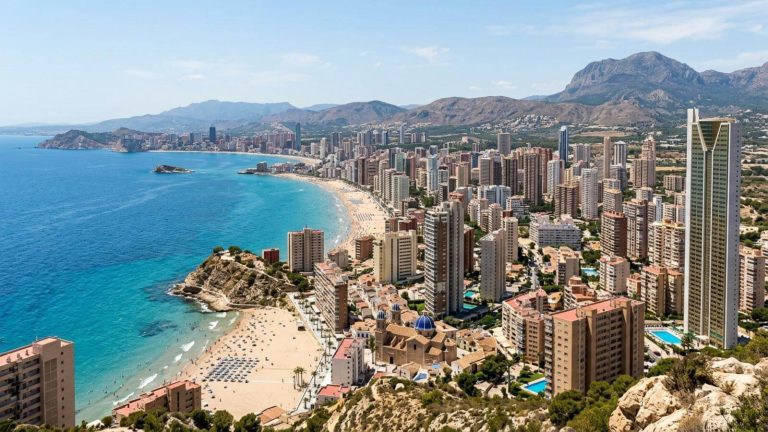 Hotel & Spa 4* en Benidorm con todas las comidas y bebidas incluidas desde 75€ p.p./noche