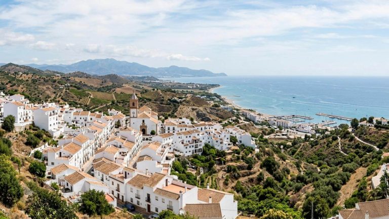 Vacaciones en la Costa del Sol: 7 noches en un resort espectacular con vistas al mar desde 171€ p.p.