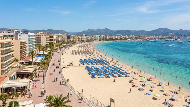 Hotel solo para adultos en Mallorca con vistas impresionantes desde 73€ p.p./noche