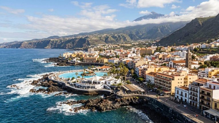 Escapada de última hora a Tenerife: aparthotel con piscina y excelentes vistas desde 27€ p.p./noche