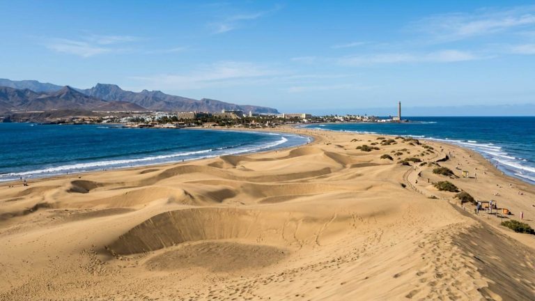 Escapada solo para adultos en Maspalomas: exclusivo resort 4* desde 47€ p.p./noche