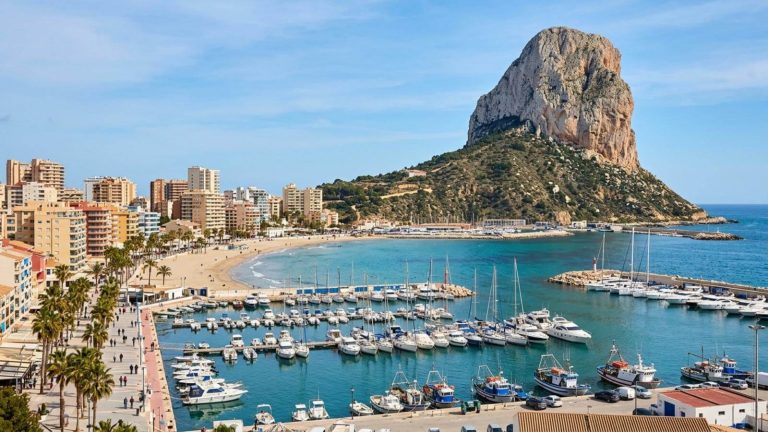 Vacaciones en Calpe: 7 noches en un hotel frente al mar desde 294€ p.p.
