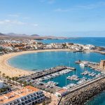 Fuerteventura: vuelos de ida y vuelta + 10 noches desde 228€ p.p.