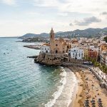 Vacaciones en Sitges: 7 noches en un hotel 4* con pensión completa desde 389€ p.p.