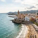 Vacaciones en Sitges: 7 noches en un hotel 4* con pensión completa desde 389€ p.p.